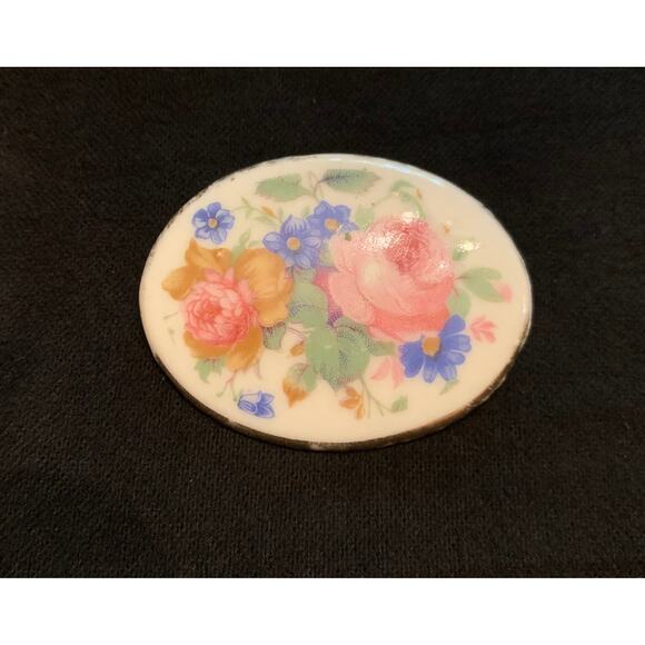 Vintage Porcelain Floral Motif Brooch with Screw Back Earrings - Picture 2 of 7